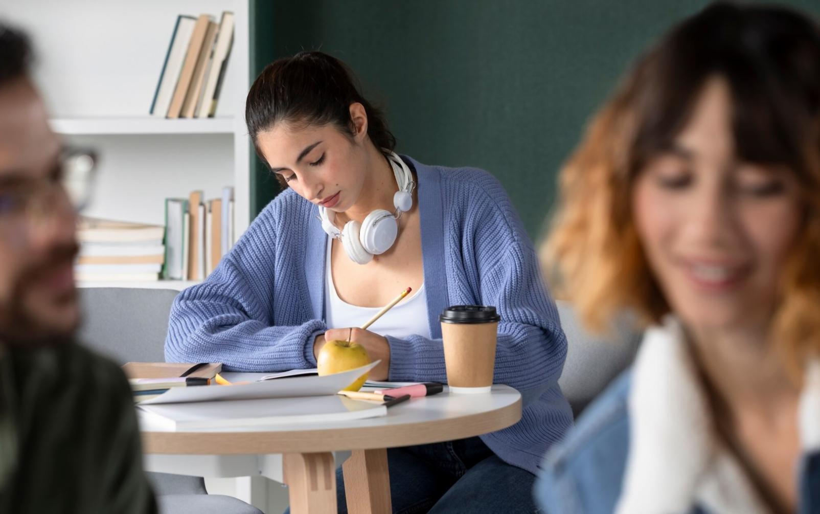 Erfolgreiche Abschlusspräsentation eines Storytelling-Workshops